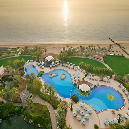Le Meridien Al Aqah Beach Resort-3