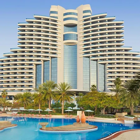 Le Meridien Al Aqah Beach Resort-2