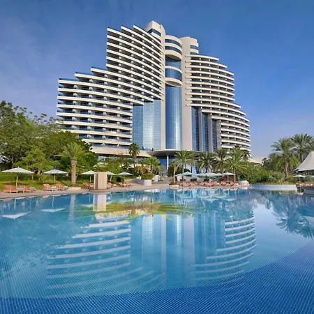 Le Meridien Al Aqah Beach Resort-2